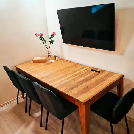 Daire Hortenzia House With Free Parking Kösice