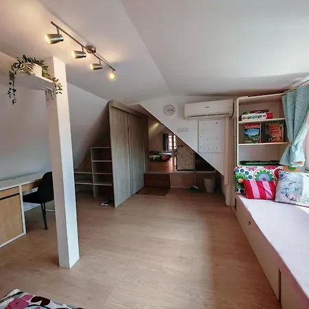 דירה Hortenzia House With Free Parking